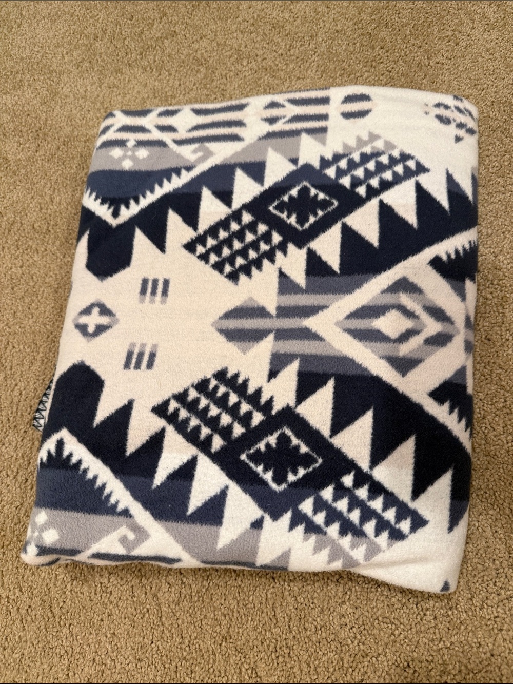 Pendleton Navy & White Geometric Fleece Throw